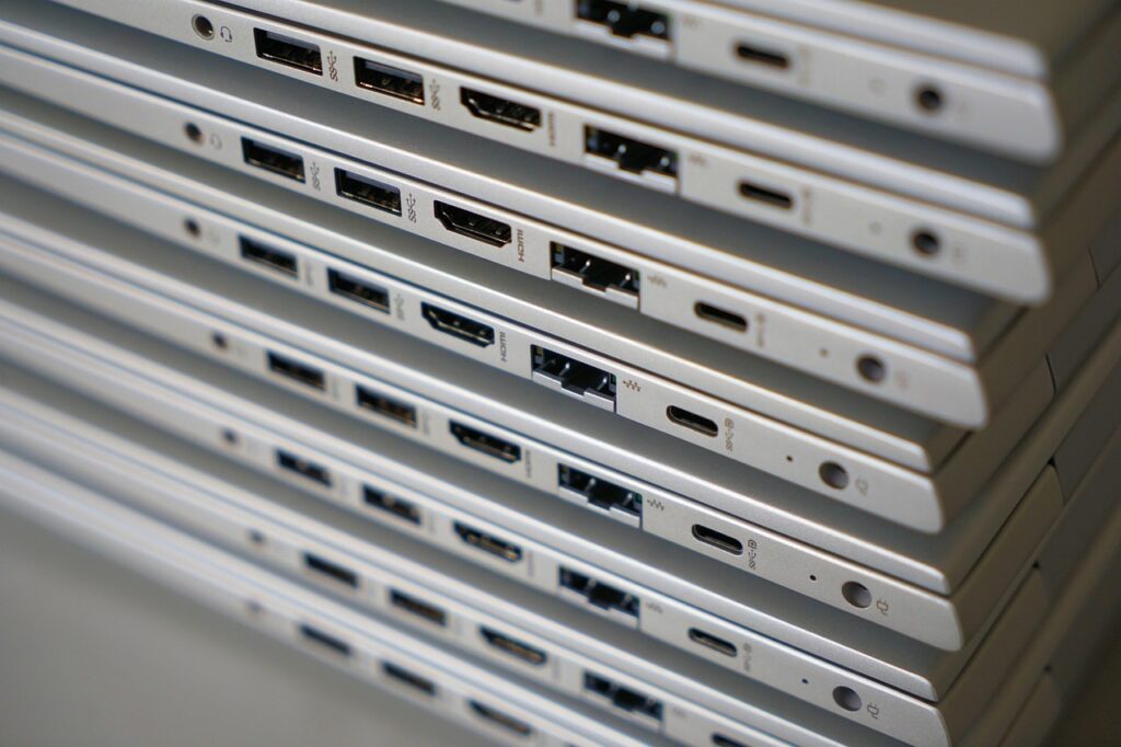 USBの提供について失礼がないように連絡する方法は？