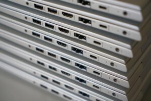 USBの提供について失礼がないように連絡する方法は？