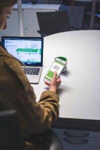 初出勤に必要な持ち物リストは何ですか？