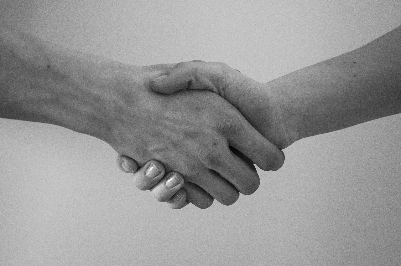 社会人におすすめの服装で完璧なもてなしをする方法は？