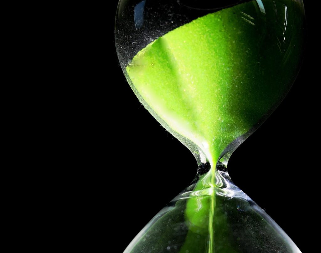 報告のタイミングはいつがベストなのか？