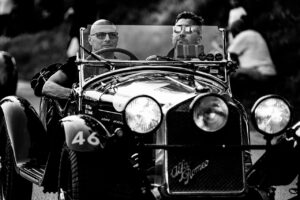 報告書とはどのような文書で、どんな目的で作成されるのか？