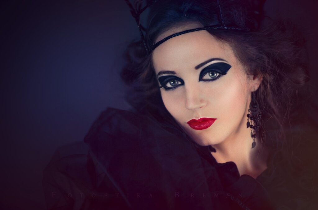 キャリアアップに役立つオフィス向けのメイクマナーとは？