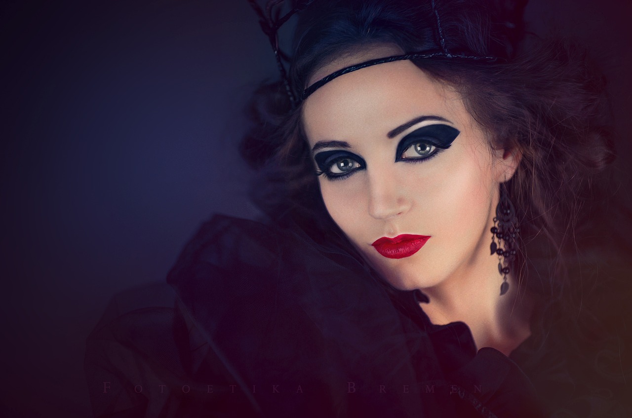 キャリアアップに役立つオフィス向けのメイクマナーとは？