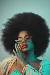 女性リーダー候補が知っておくべき電話応対のやり方は？