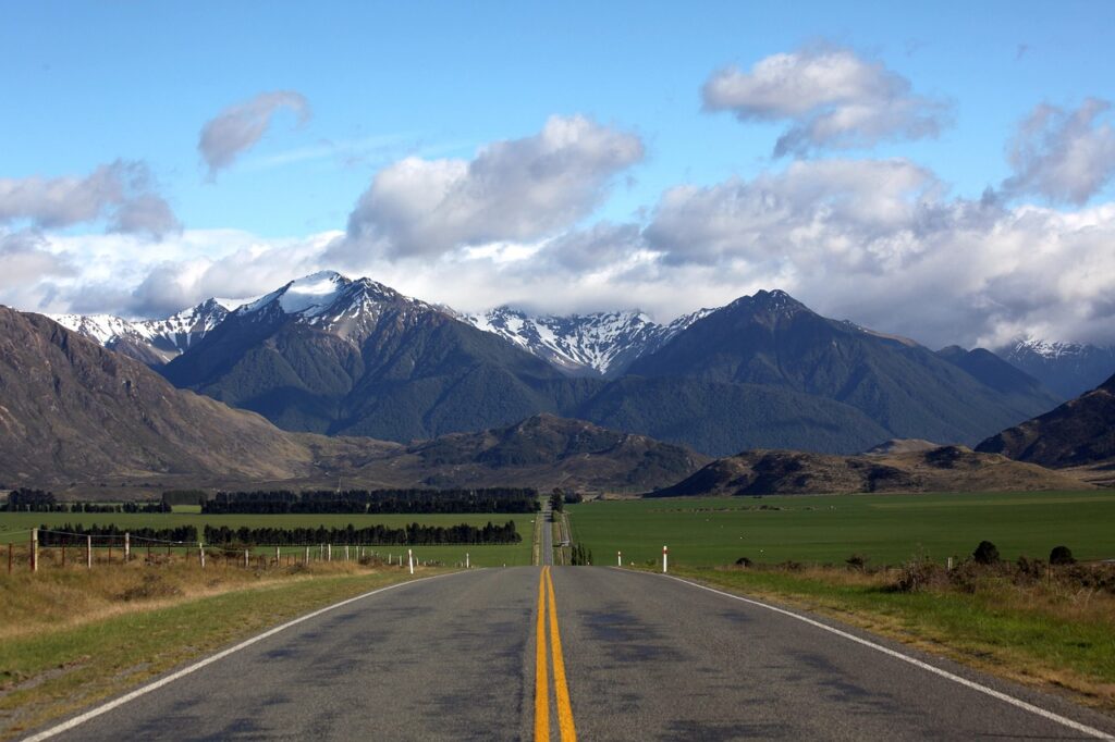 手土産を渡すタイミングは訪問時のどのタイミングがベスト？