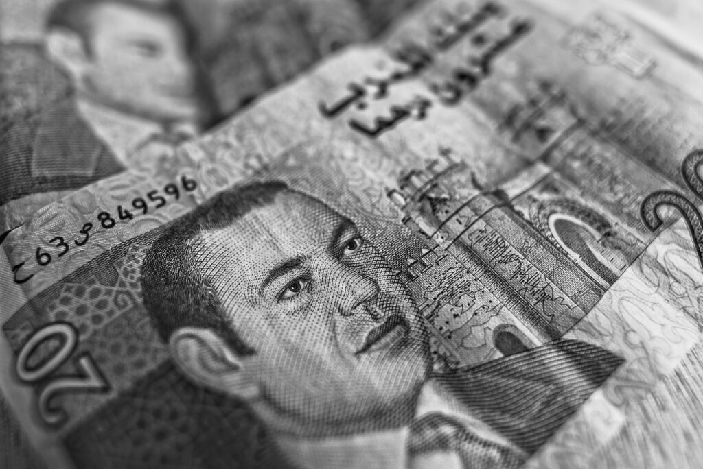 20代女性が上司への報告で押さえておくべきポイントは？