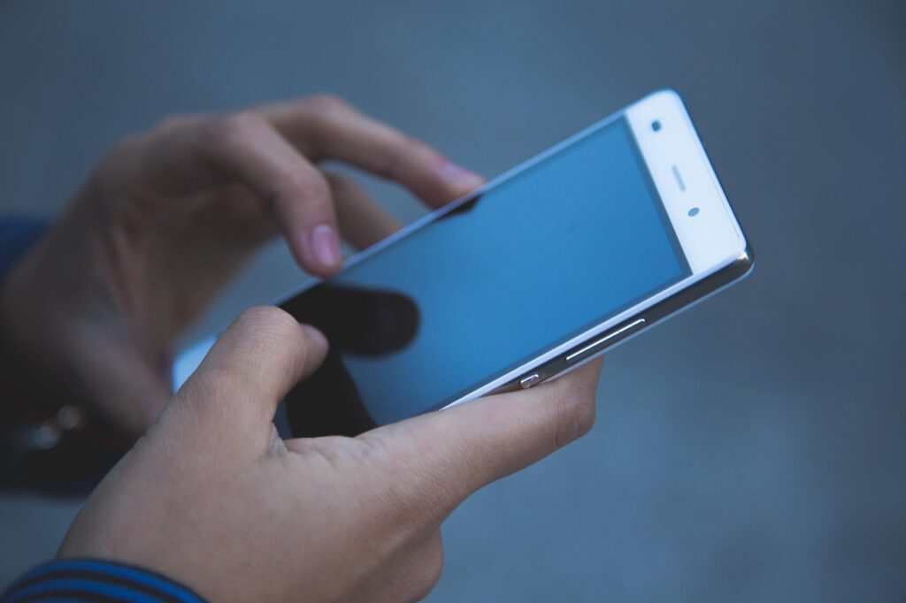 電話対応のマナーを学ぶ講座は本当に役立つ？